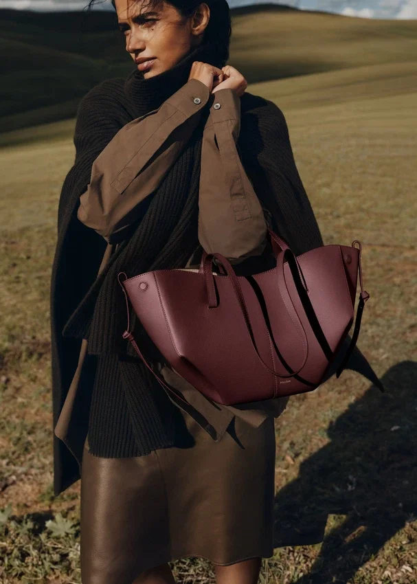 Cyme Mini-editie Textured Black Cherry