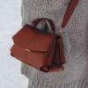 Mokki Edition met structuur in Red Clay