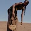 Numéro Dix-editie Raffia