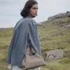 Numéro Neuf Edition met textuur in taupe