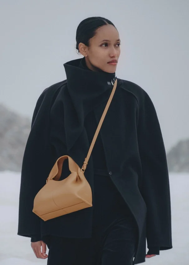 Numéro Neuf Mini-editie Textured Ocher