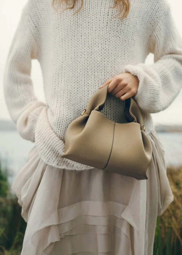 Numéro Neuf Mini Edition met textuur in Smoky Olive