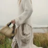 Numéro Neuf Mini Edition met textuur in Smoky Olive