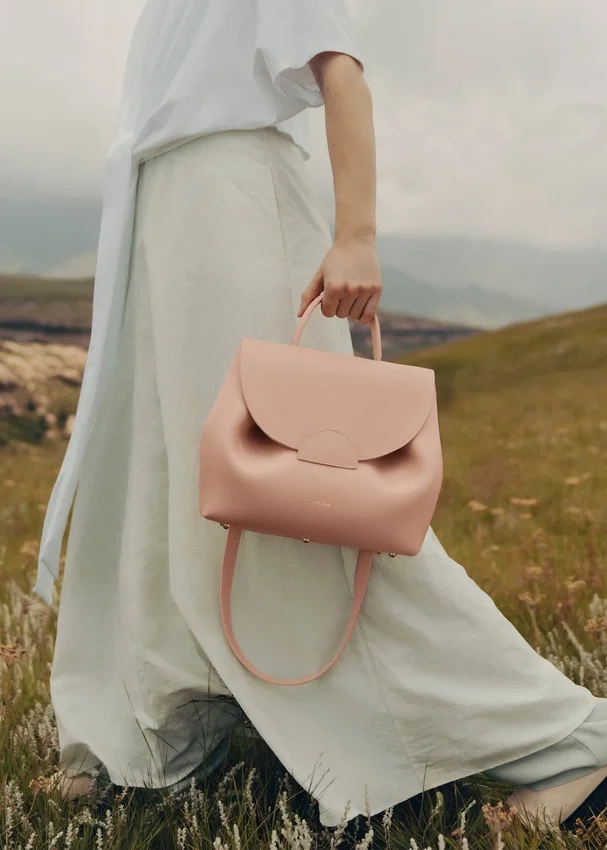 Numéro Un Edition Textured Pink