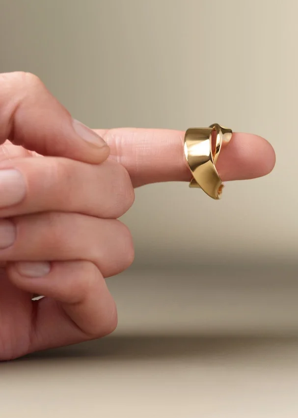Éole gekrulde ring, verguld met karaatgoud