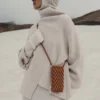 Onda-telefoonhoesje, uitvoering Cognac