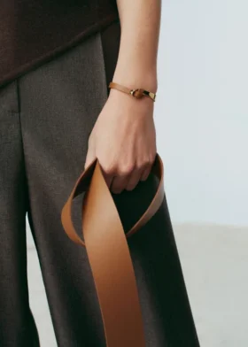 Ormé-armband, verguld met kamelenleer