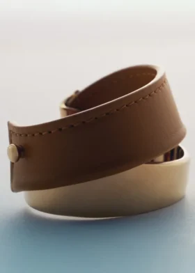 Ormé-armband, vergulde editie met kamelenleer
