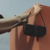 Osmo Edition Glad zwart met ecru stiksels
